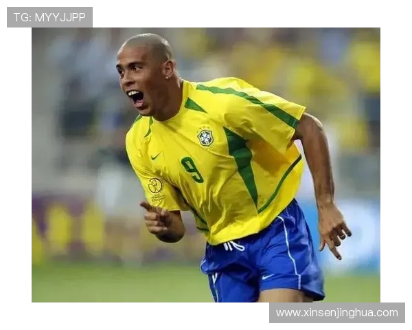 足球明星的射门威力揭秘:技术与力量的完美结合与影响力分析 足球明星的射门威力揭秘:技术与力量的完美结合与影响力分析